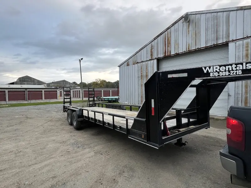 Commercial flatbed hauling — WI Rentals Stuttgart, Arkansas WI Rentals commercial flatbed hauling equipment