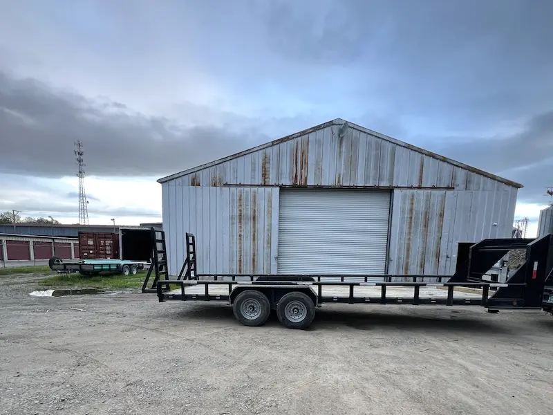 Hot shot and hauling — WI Rentals Stuttgart, Arkansas WI Rentals flatbed hauling service in Arkansas